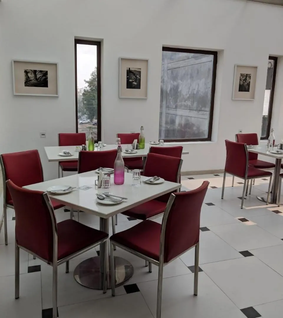 *** Hotel Keys Lite By Lemon Tree Hotels, Mayfield, Gurgaon India